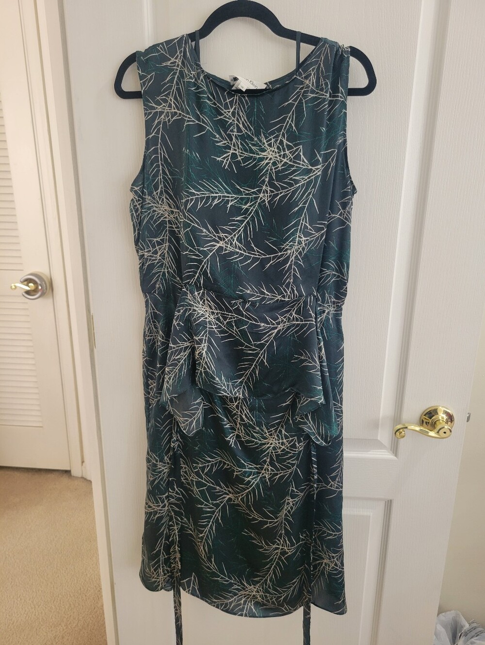 Calvin Klein Size 16 Green Branch Leaf Print Sleeveless Peplum Dress With Slip